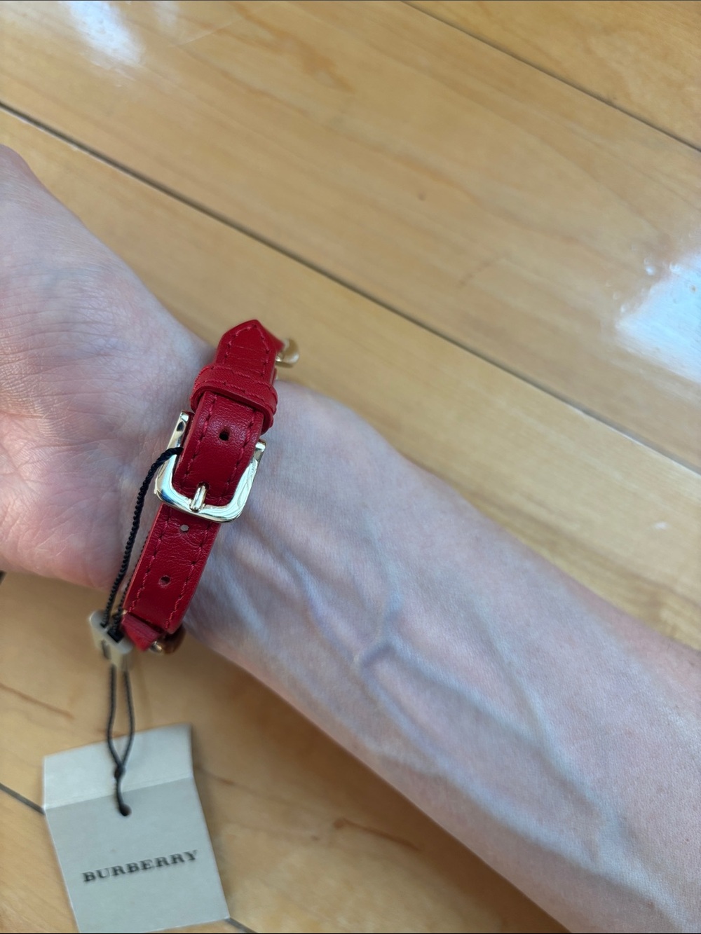 Burberry Gold Chain Bracelet with Red Leather - Picture 3 of 6